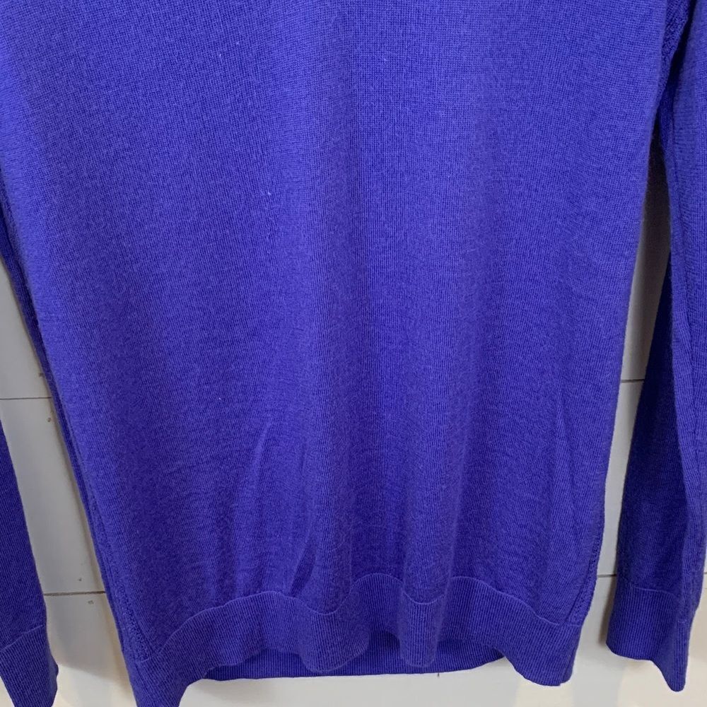 Banana Republic Royal Blue V-Neck Sweater merino wool thin lightweight size XS - Picture 3 of 8